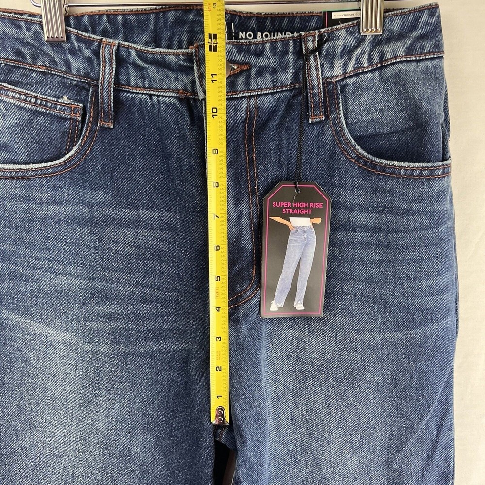 No Boundaries NWT Super High Rise Straight Leg Medium Wash Blue Jeans Size 15 - Picture 9 of 12